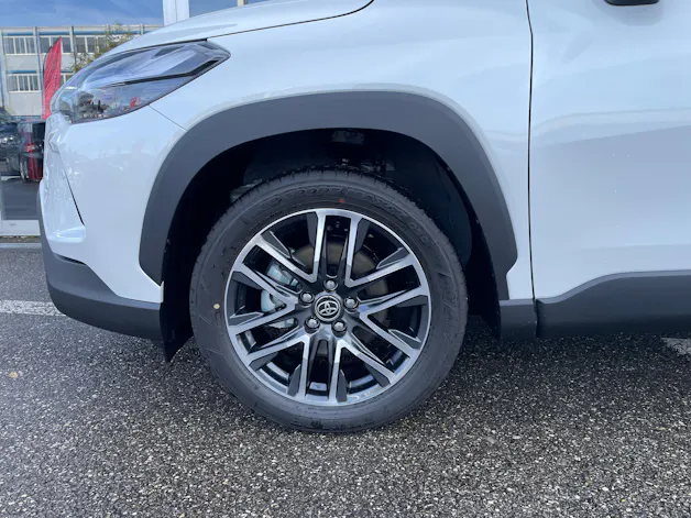 Toyota Corolla Cross 1.8 Trend e-CVT