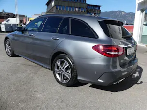Mercedes-Benz C 220 d AMG Line 4Matic 9G-Tronic