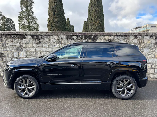 Jeep Compass 1.2 T e-Hybrid First Edition