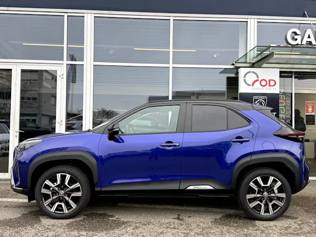 Toyota Yaris Cross 1.5 Premium AWDi e-CVT