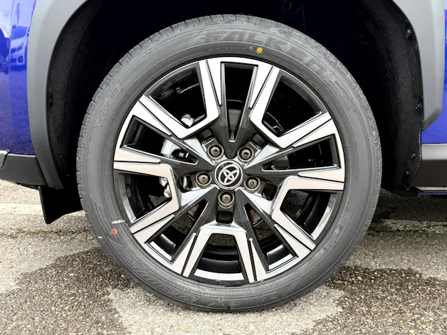 Toyota Yaris Cross 1.5 Premium AWDi e-CVT