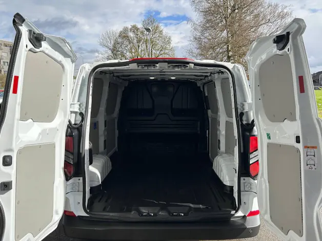Ford Transit Custom Van 320 L1 2.5 Duratec 233 Trend PHEV