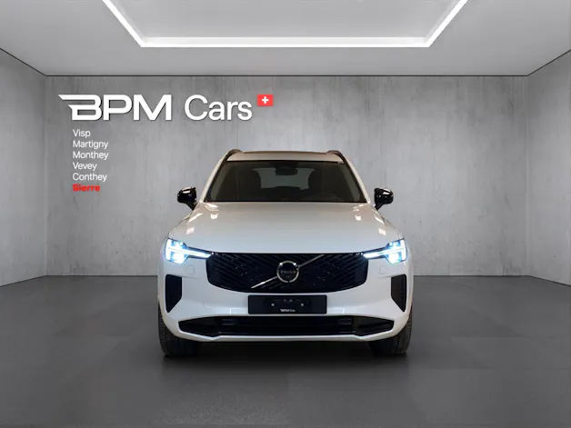 Volvo XC90 B5 Benzin Mild Hybrid AWD Ultra Dark Geartronic