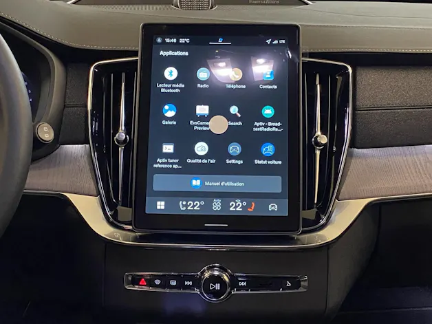 Volvo XC90 B5 Benzin Mild Hybrid AWD Ultra Dark Geartronic