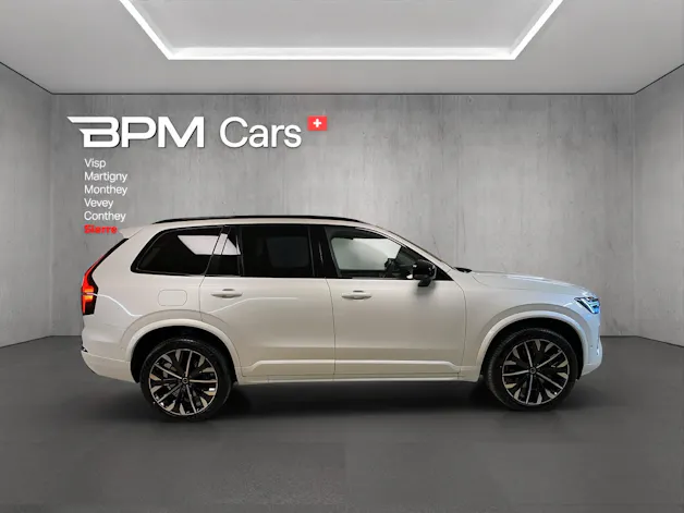 Volvo XC90 B5 Benzin Mild Hybrid AWD Ultra Dark Geartronic