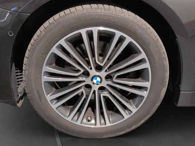 BMW 520d xDrive Touring Sport Line Steptronic