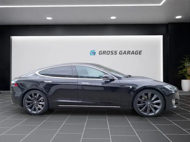 Tesla Model S 90 D