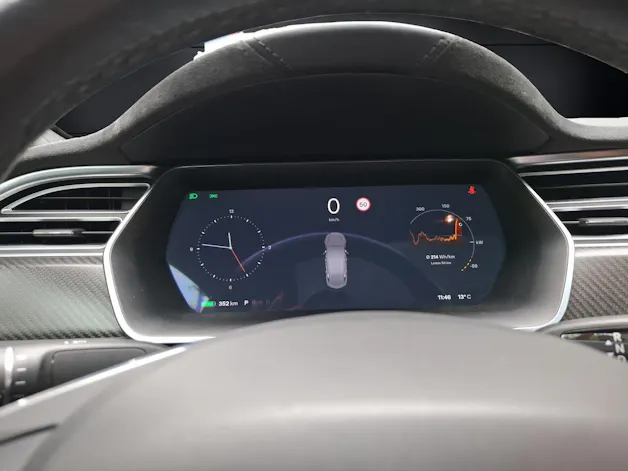 Tesla Model S 90 D