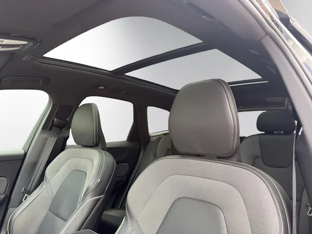 Volvo XC60 T8 eAWD Ultim Dark