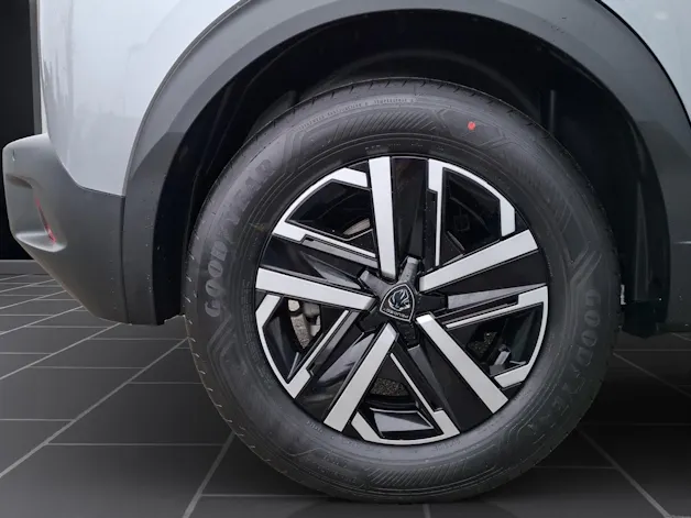 Peugeot 2008 NEW 156 e Style