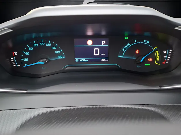 Peugeot 2008 NEW 156 e Style