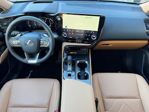 Lexus NX 350h E-FOUR Comfort