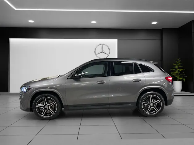 Mercedes-Benz GLA 250 4Matic 8G-DCT Swiss Star