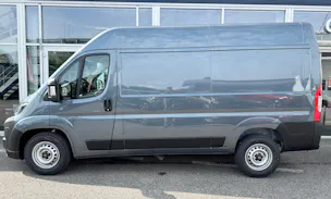Peugeot Boxer 2.2 HDI 335 L2H2 EAT8