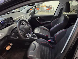 Peugeot 208 1.2 PureTech GT Line EAT6
