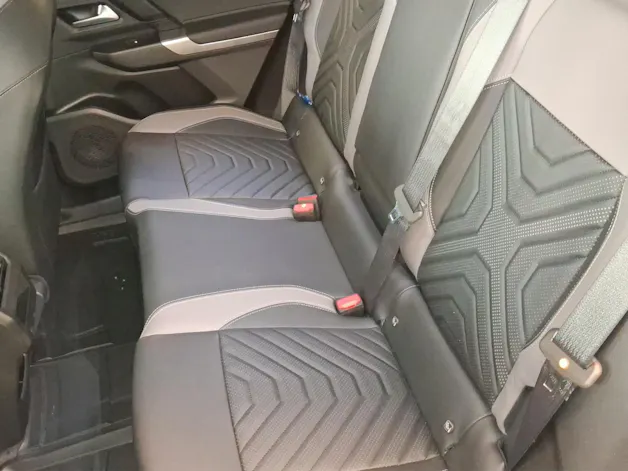 Jeep Compass Elektro 74kWh First Edition