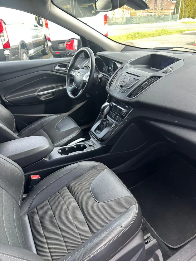Ford Kuga 2.0 TDCi 140 Carving FPS