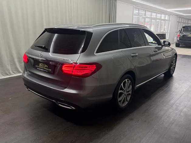 Mercedes-Benz C 220 BlueTEC Avantgarde 7G-Tronic