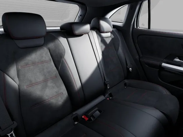 Mercedes-Benz GLA 220d 4Matic 8G-DCTSwiss Star