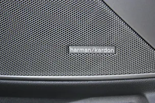 BMW M3 Competition M xDrive Touring Individual *MINERALWEISS*