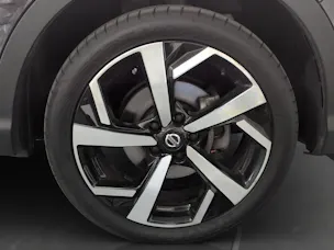 Nissan Qashqai 1.3 DIG-T Akari DCT