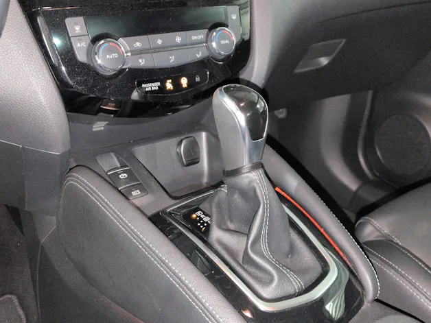 Nissan Qashqai 1.3 DIG-T Akari DCT
