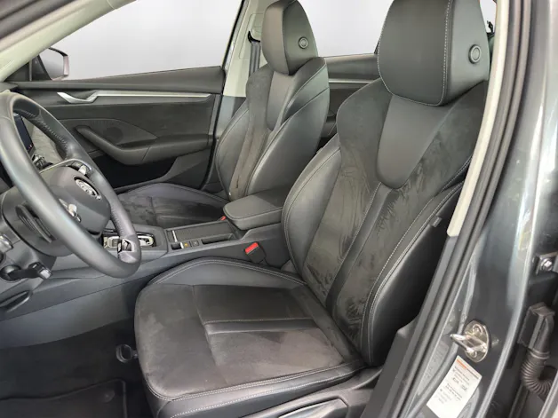 Škoda Octavia Combi 2.0 TDI DSG Selection