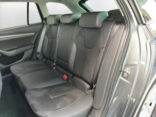 Škoda Octavia Combi 2.0 TDI DSG Selection