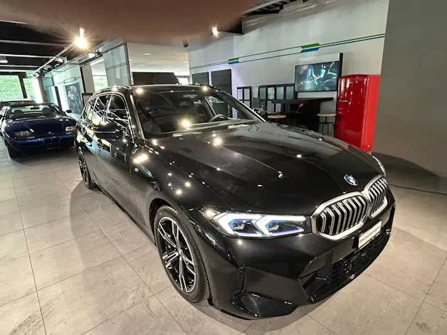BMW 320d xDrive 48V Steptronic M Sport