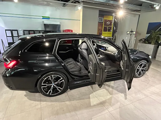BMW 320d xDrive 48V Steptronic M Sport