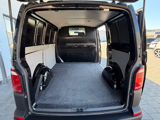 VW T6 2.0 TDI Entry
