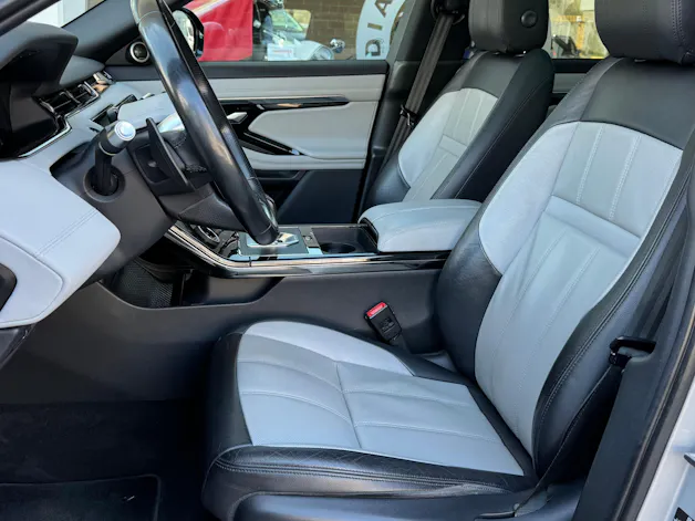 Land Rover Range Rover Evoque R-Dyn First Edi P 250 HSE AT9