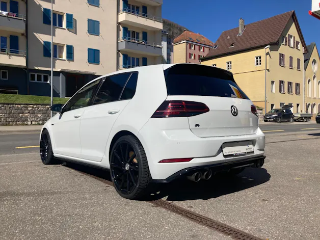 VW Golf 2.0 TSI R 4Motion