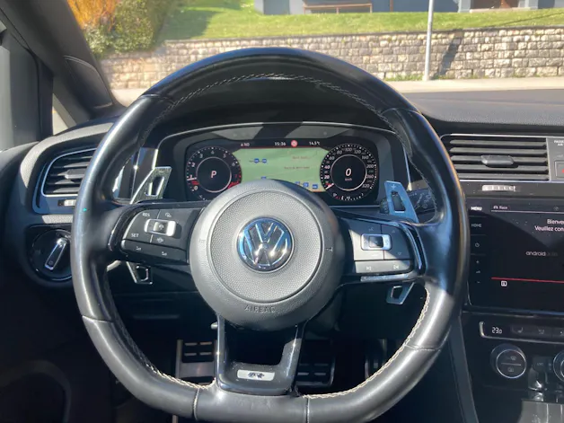 VW Golf 2.0 TSI R 4Motion
