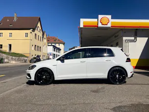 VW Golf 2.0 TSI R 4Motion