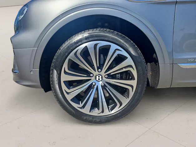 Bentley Bentayga V8 First Edition