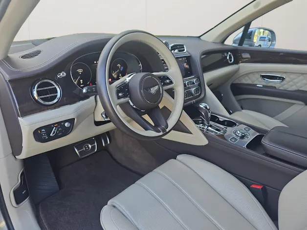 Bentley Bentayga V8 First Edition
