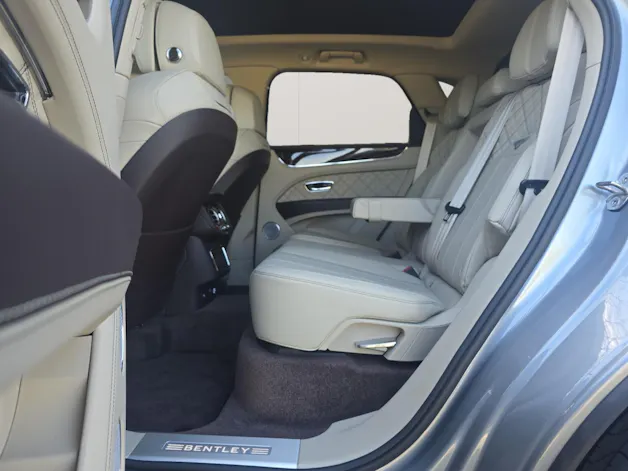 Bentley Bentayga V8 First Edition