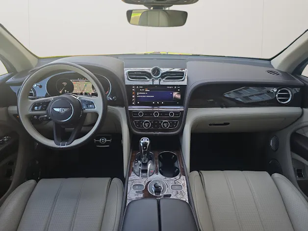 Bentley Bentayga V8 First Edition