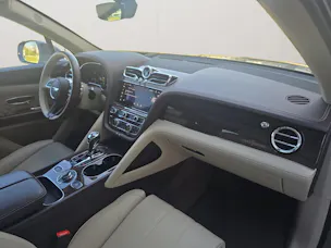 Bentley Bentayga V8 First Edition