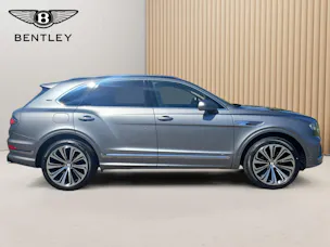 Bentley Bentayga V8 First Edition