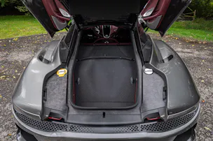 McLaren GT