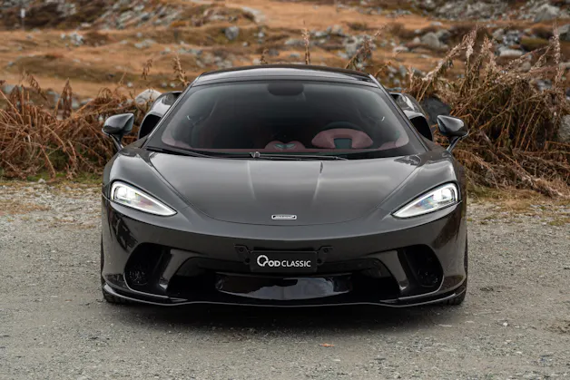 McLaren GT