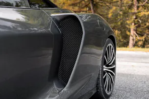 McLaren GT