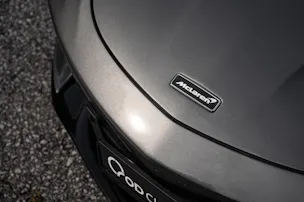 McLaren GT