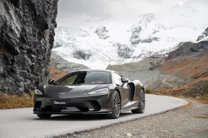 McLaren GT