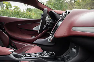 McLaren GT