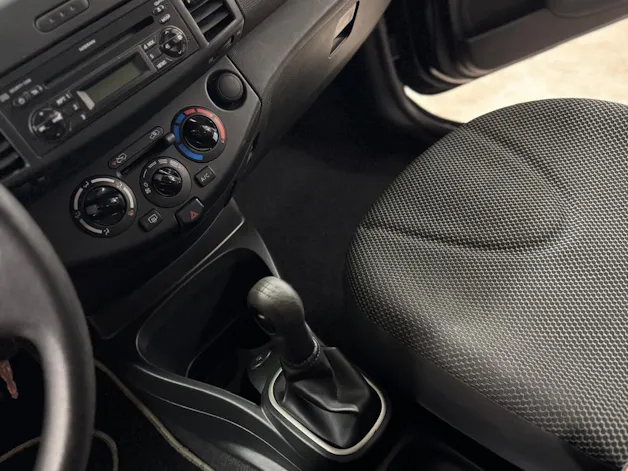 Nissan Micra 1.2 visia (prima)