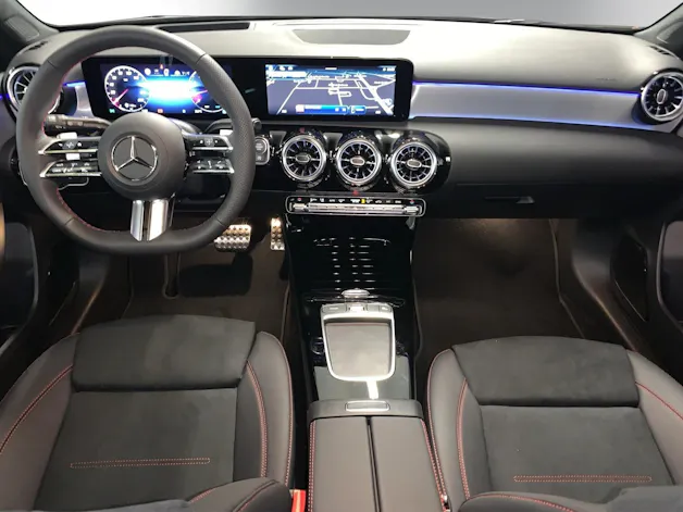 Mercedes-Benz A 180 d 8G-DCT