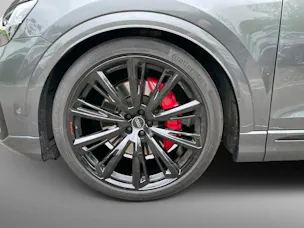 Audi SQ8 SUV TFSI quattro tiptronic